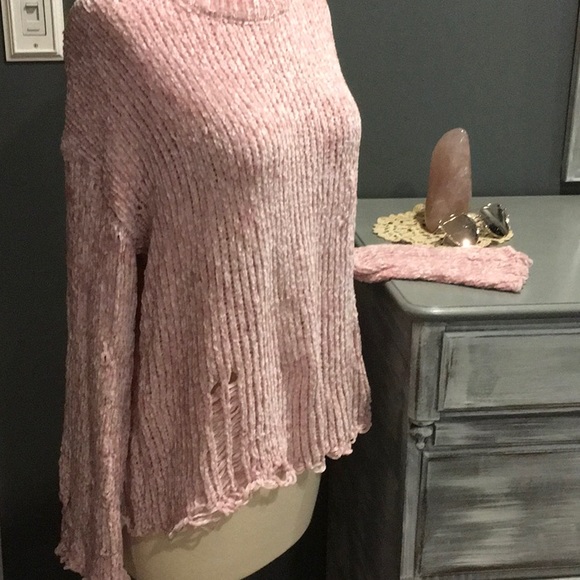 Destructed Chenille Sweater in Pretty Pink! - Picture 5 of 8